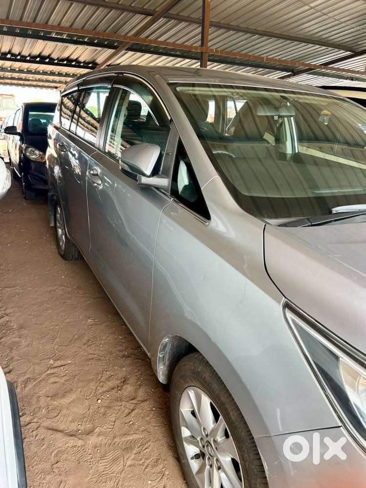 Toyota Innova Crysta 2019