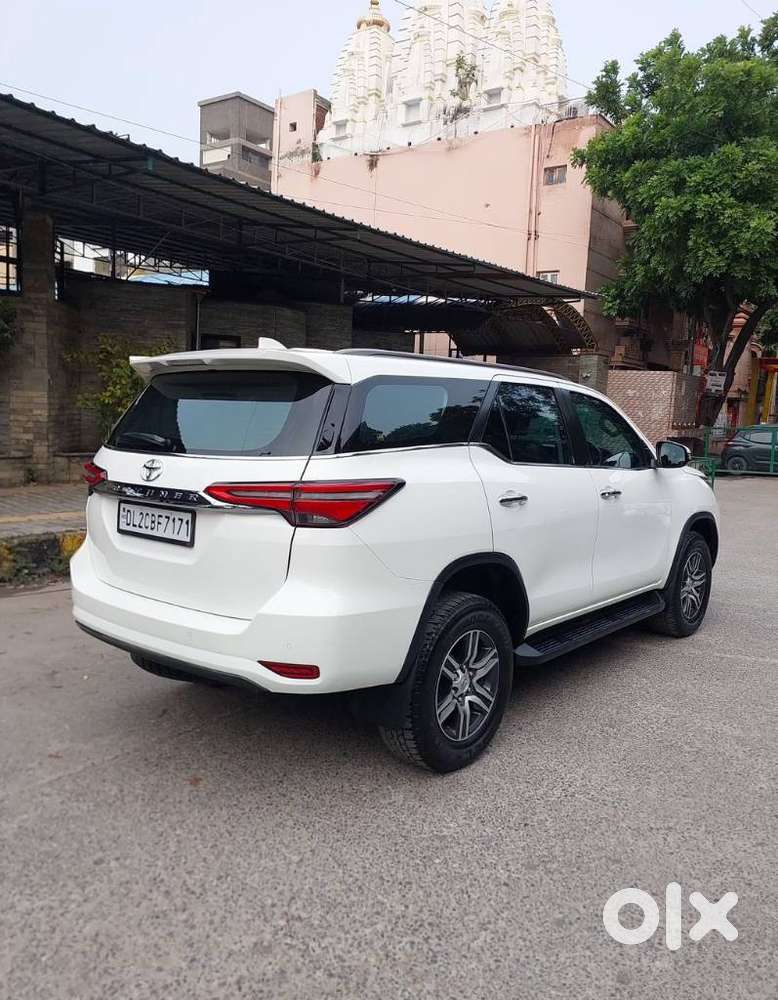 Toyota Fortuner [2021-ongoing] 2.7 2wd Petrol At, 2024, Petrol
