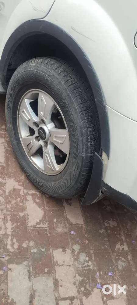 Mahindra Xuv500 2014 Diesel 85000 Km Driven
