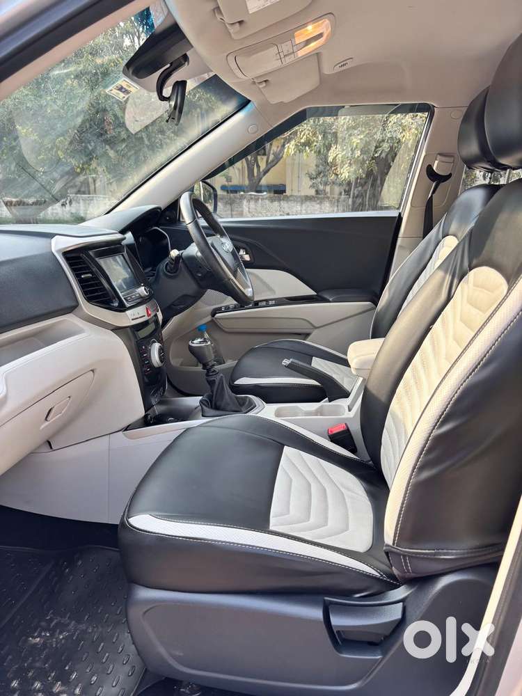 Mahindra Xuv300 W8, 2022, Petrol