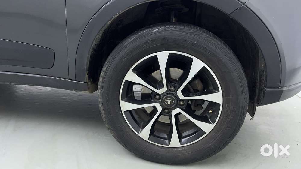 Tata Nexon 1.2 Revotron Xz Plus, 2020, Petrol