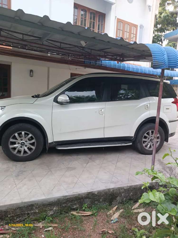 2018 Mahindra Xuv500 W9 Amt