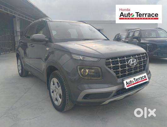 Hyundai Venue S Turbo Dct, 2019, Petrol