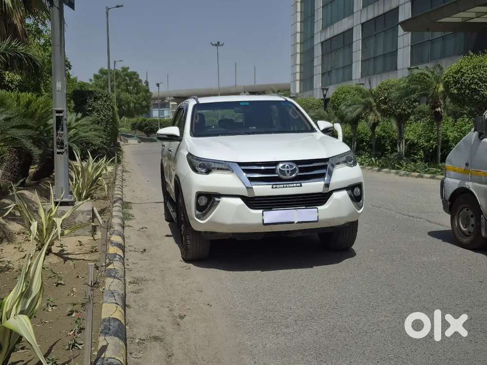 Toyota Fortuner Petrol 2017