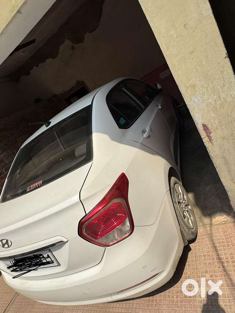 Hyundai Xcent 2017 Petrol Well Maintained