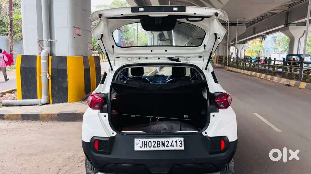 Tata Punch 2023 Petrol 10000 Km Driven