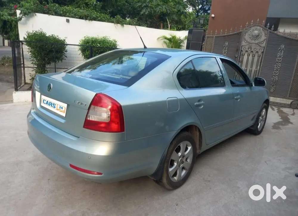 Skoda Laura Elegance 2010 Diesel Car