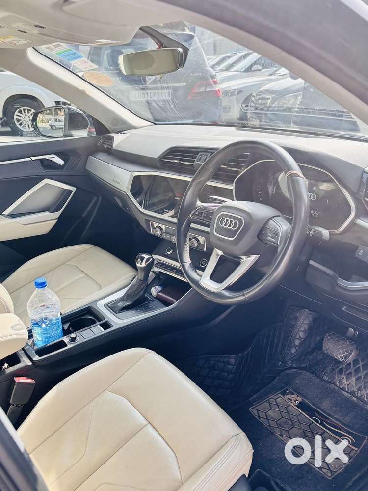 Audi Q3 40 Tfsi Technology, 2023, Petrol