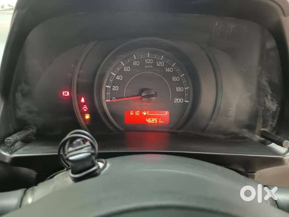 Maruti Suzuki Swift Lxi, 2019, Petrol