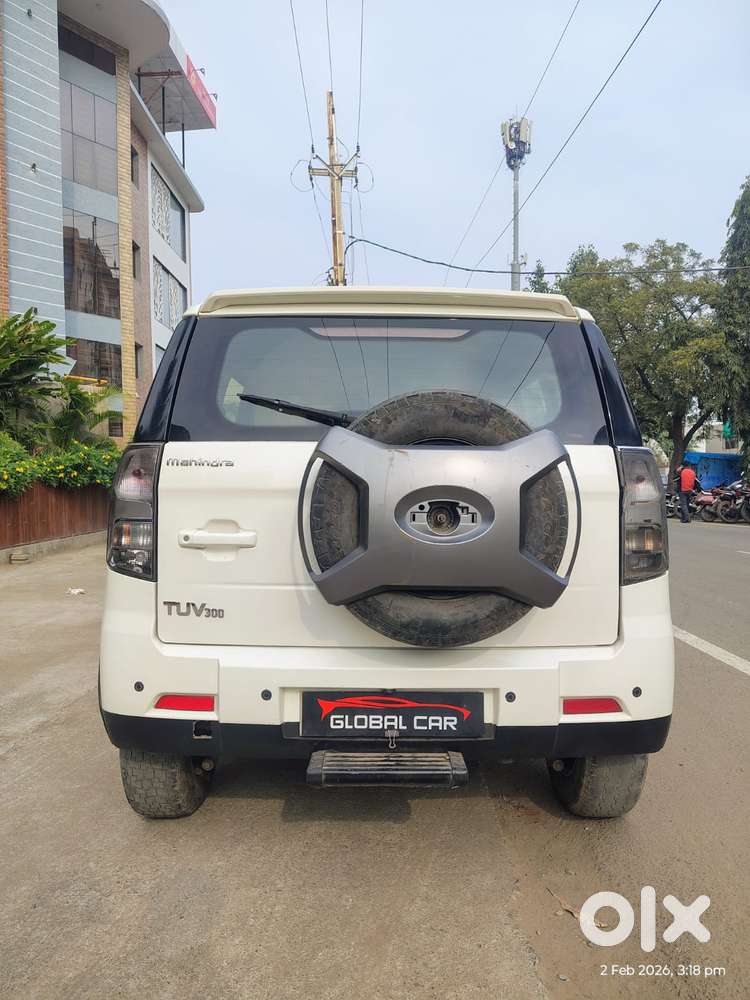 Mahindra Tuv 300 T10, 2019, Diesel