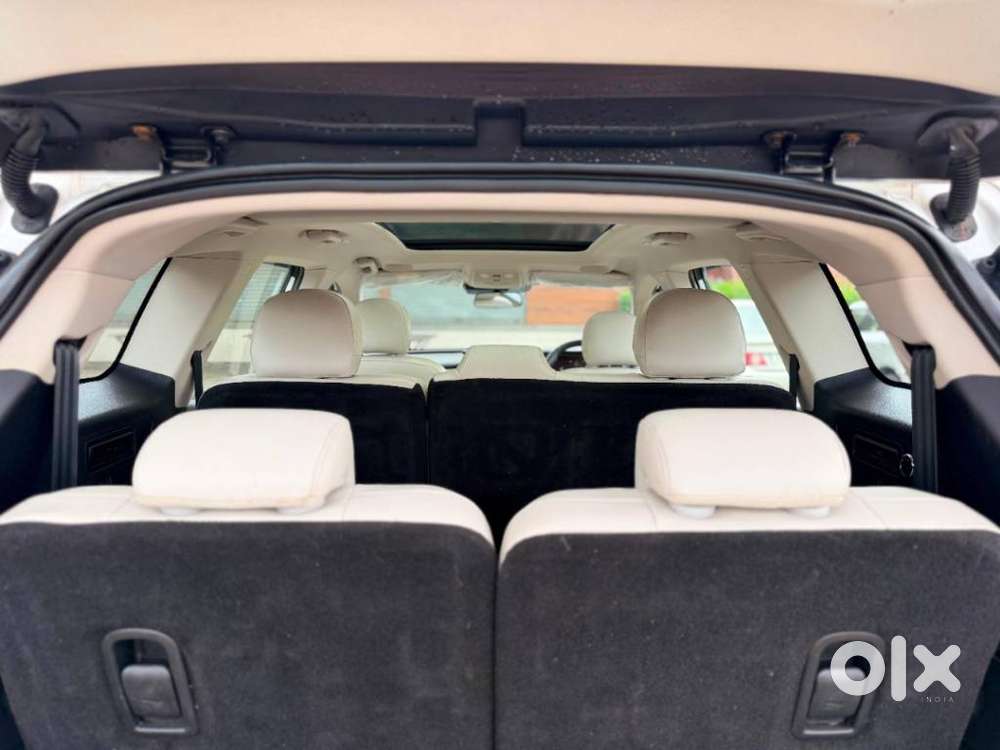 Mahindra Xuv700 2.2 Ax 7 Diesel At Luxury Pack Str, 2025, Diesel