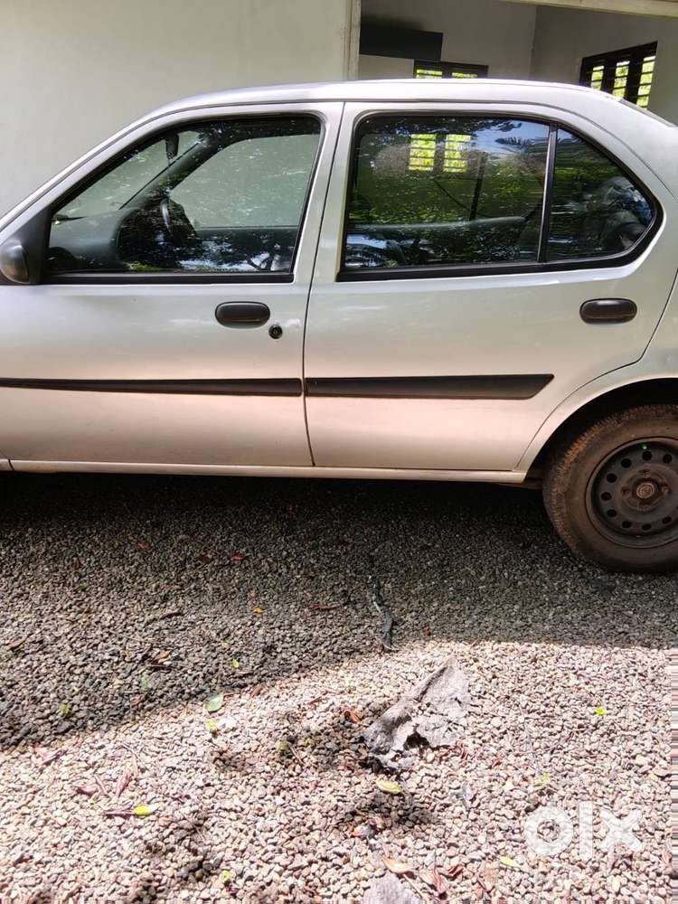 Ford Ikon 1.3 Rocam Petrol Flair (2006) &mdash; Valid Fc & Insurance