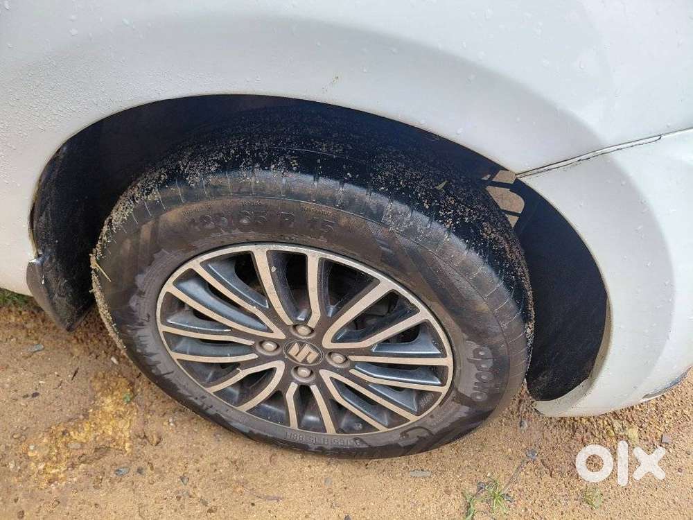 Maruti Suzuki Swift Dzire Zxi, 2019, Petrol