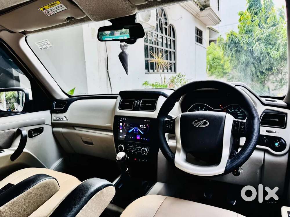 Mahindra Scorpio S10, 2014, Diesel