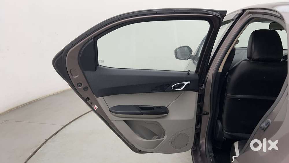 Tata Tiago Xz, 2019, Petrol