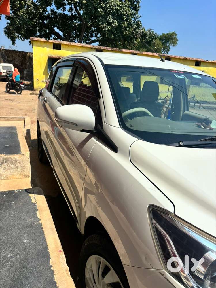 Maruti Ertiga 1.5 Vxi 2023
