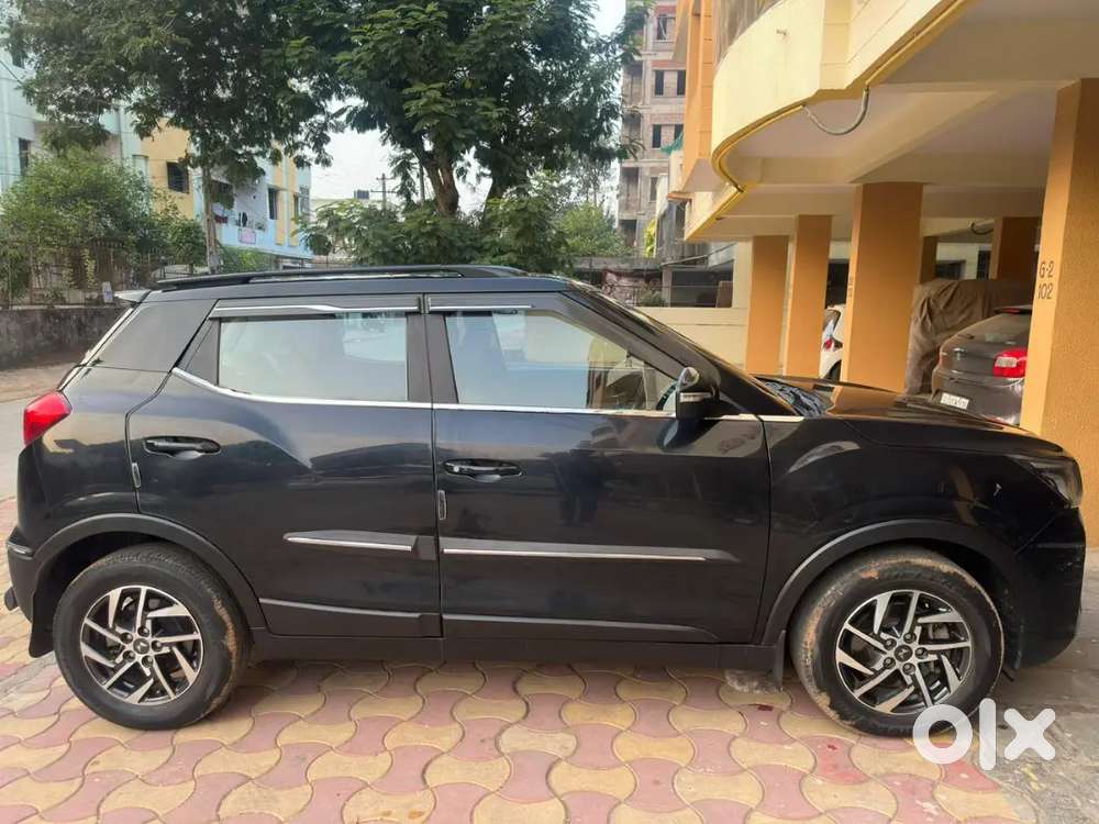 Mahindra Xuv300 W8(o) Diesel - Nov 2023  Excellent Condition