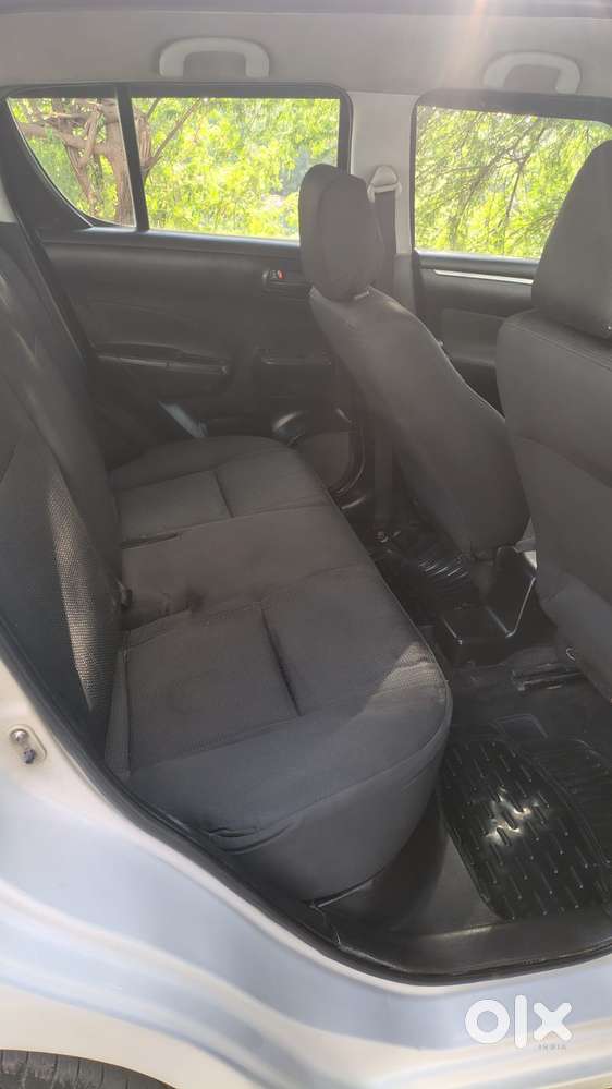 Maruti Suzuki Swift Vxi Optional, 2016, Cng & Hybrids