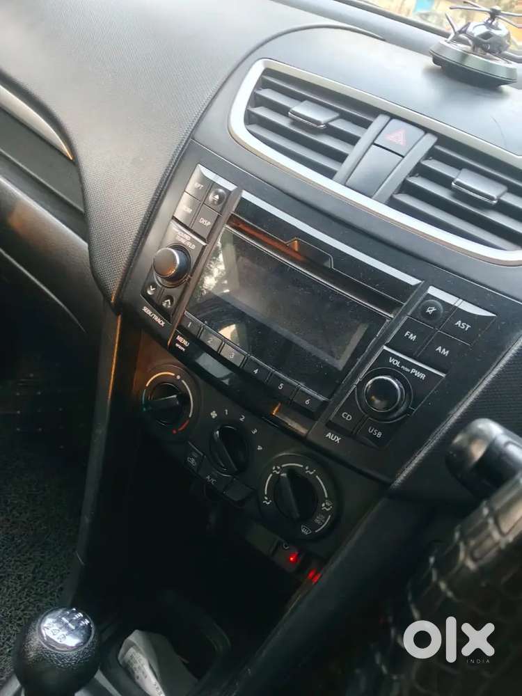 Maruti Suzuki Swift 2015 Diesel 72000 Km Driven