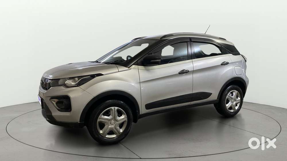 Tata Nexon 1.5 Revotorq Xma Amt (s), 2021, Petrol