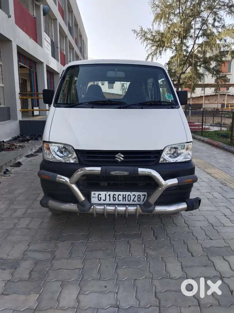Maruti Suzuki Eeco 2018 Petrol & Cng,136000 Km Driven, 5 Seater Ac