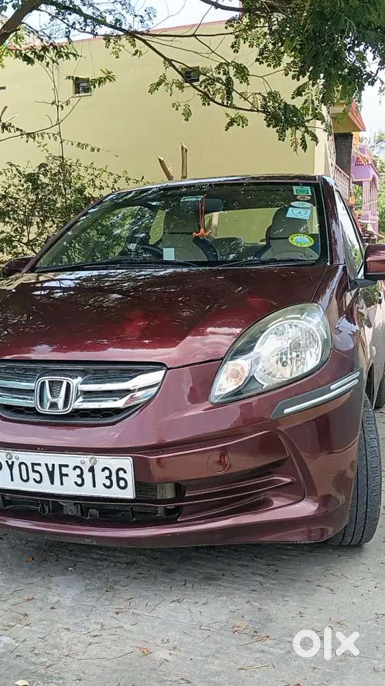 Honda Amaze 2015 Diesel Well Maintained