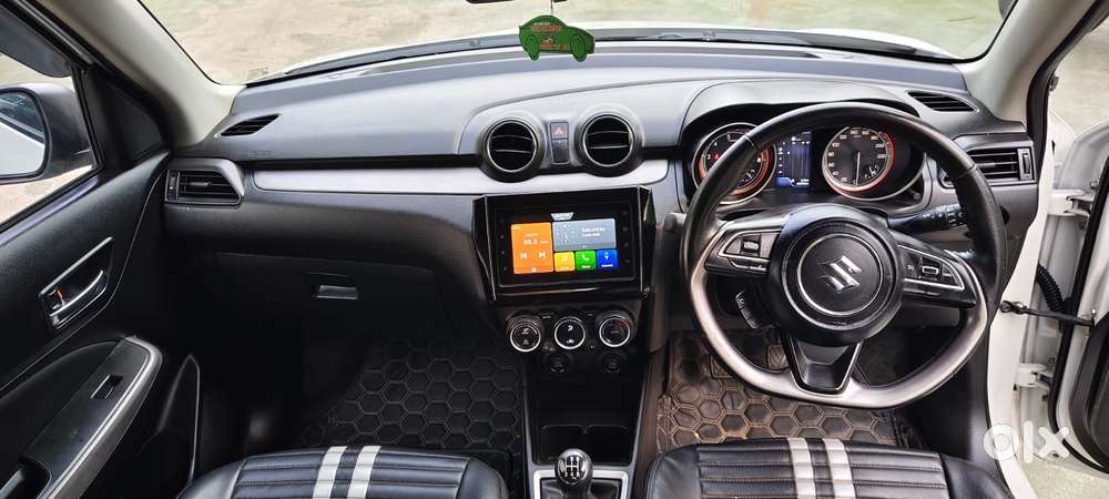 Maruti Suzuki Swift 1.3 Zxi, 2023, Petrol