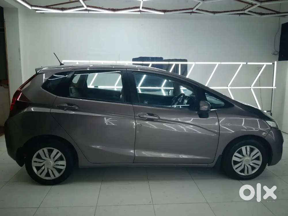 Honda Jazz 2016 Diesel 120000 Km Driven