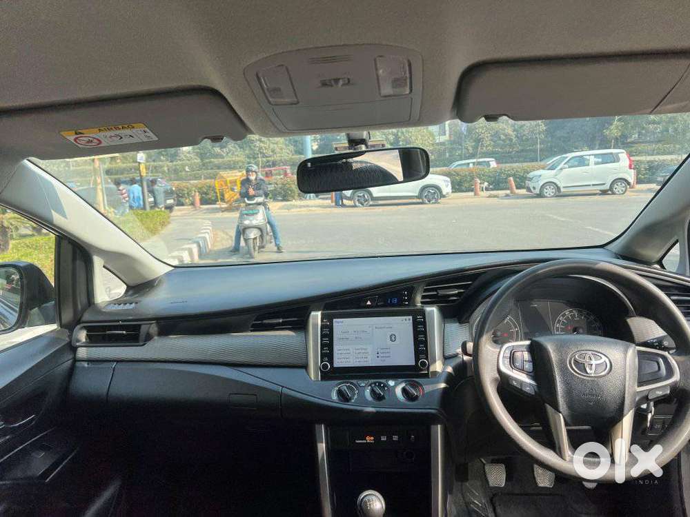 Toyota Innova Crysta 2.4 G Mt, 2022, Diesel