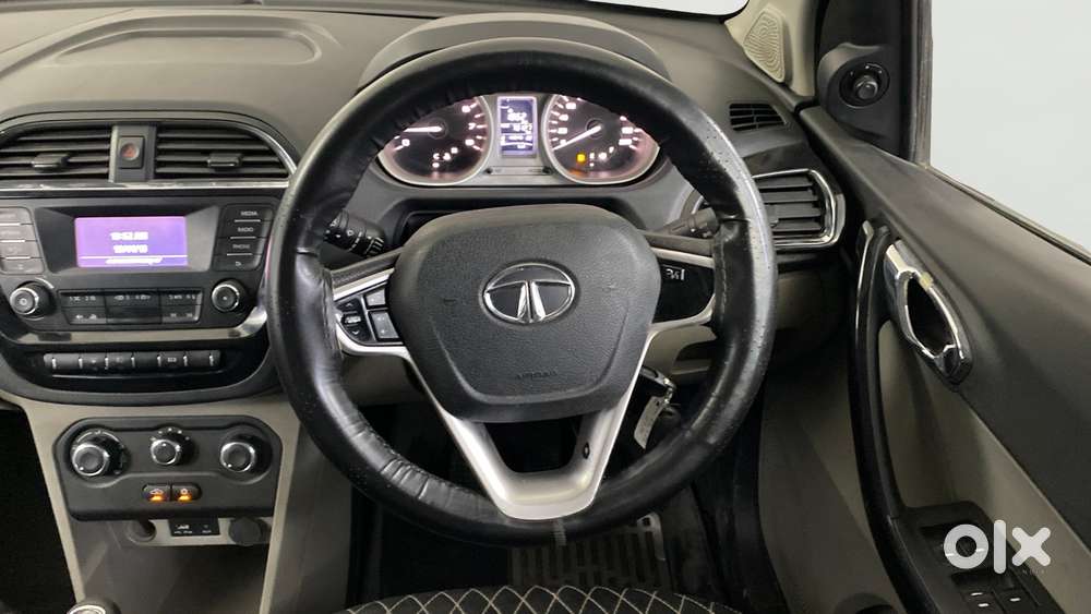 Tata Tiago 1.2 Revotron Xz, 2016, Petrol