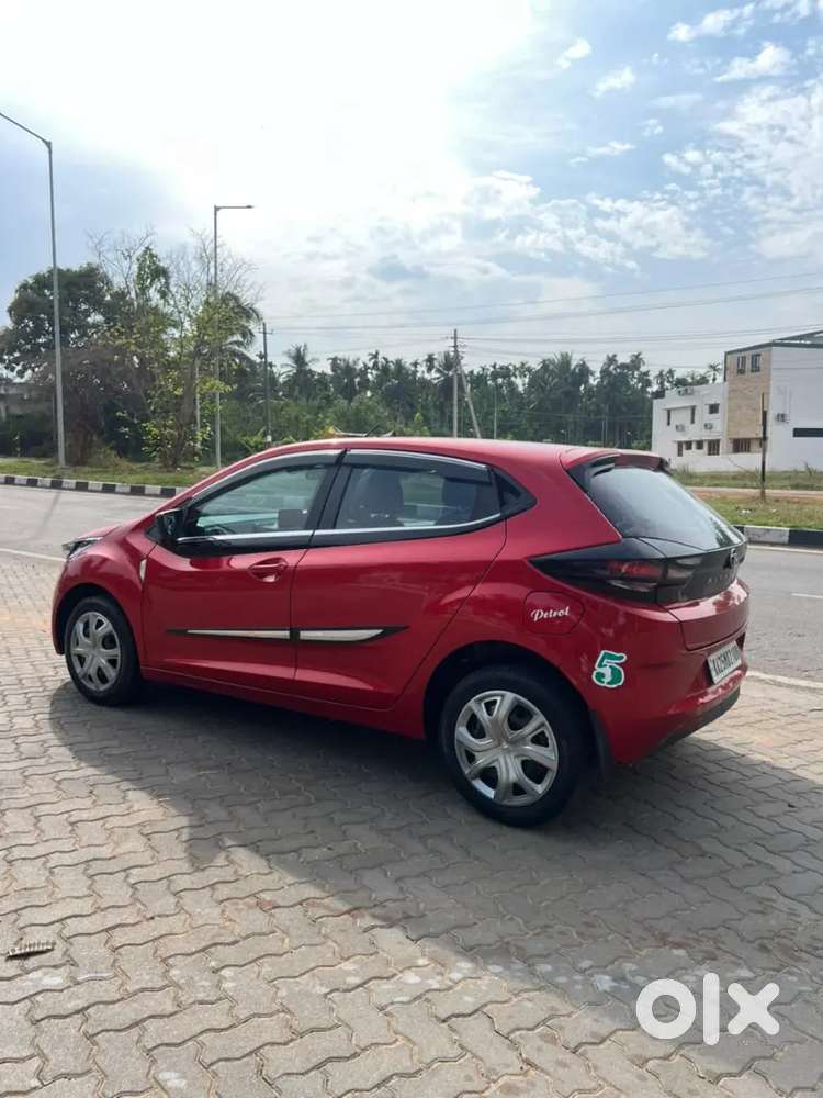 Tata Altroz 1.2 Luxe 2021