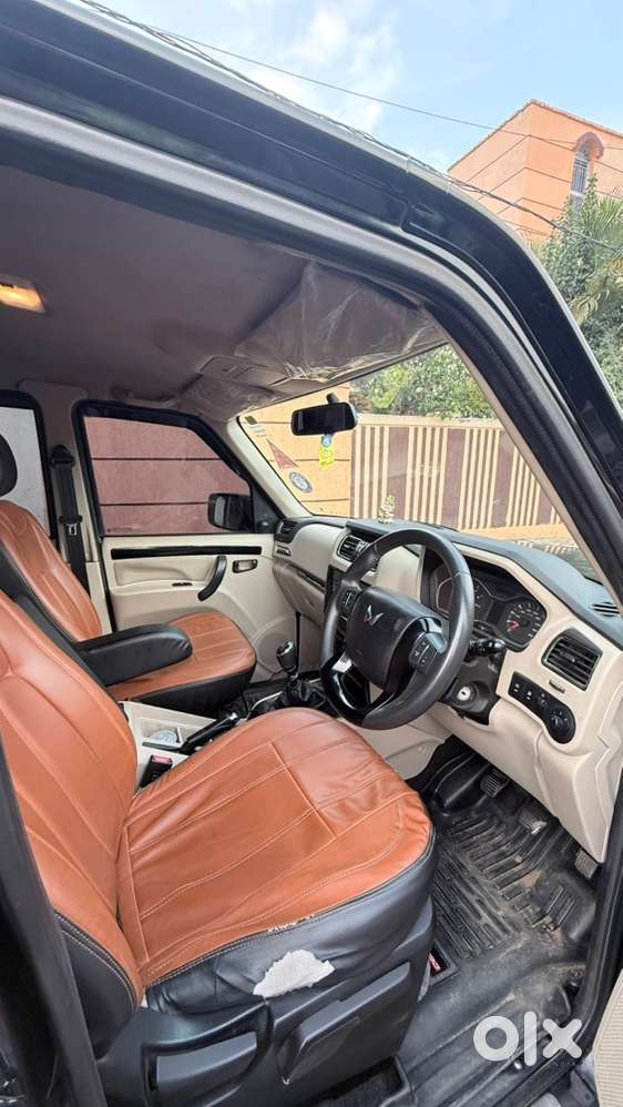 Mahindra Scorpio Classic Diesel Manual