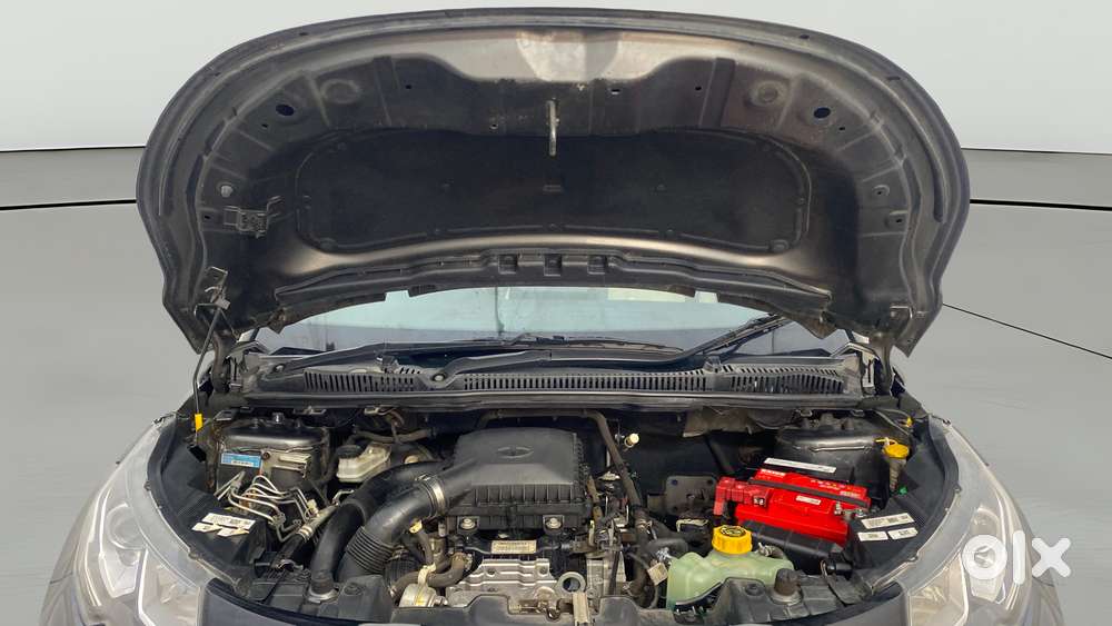 Tata Nexon 1.5 Revotorq Xma Amt (s), 2021, Petrol
