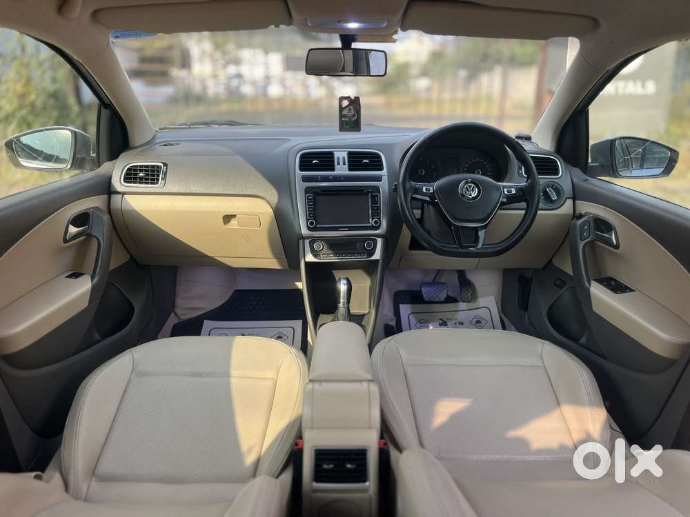 Volkswagen Vento 1.2 Tsi Highline Plus At, 2016, Petrol