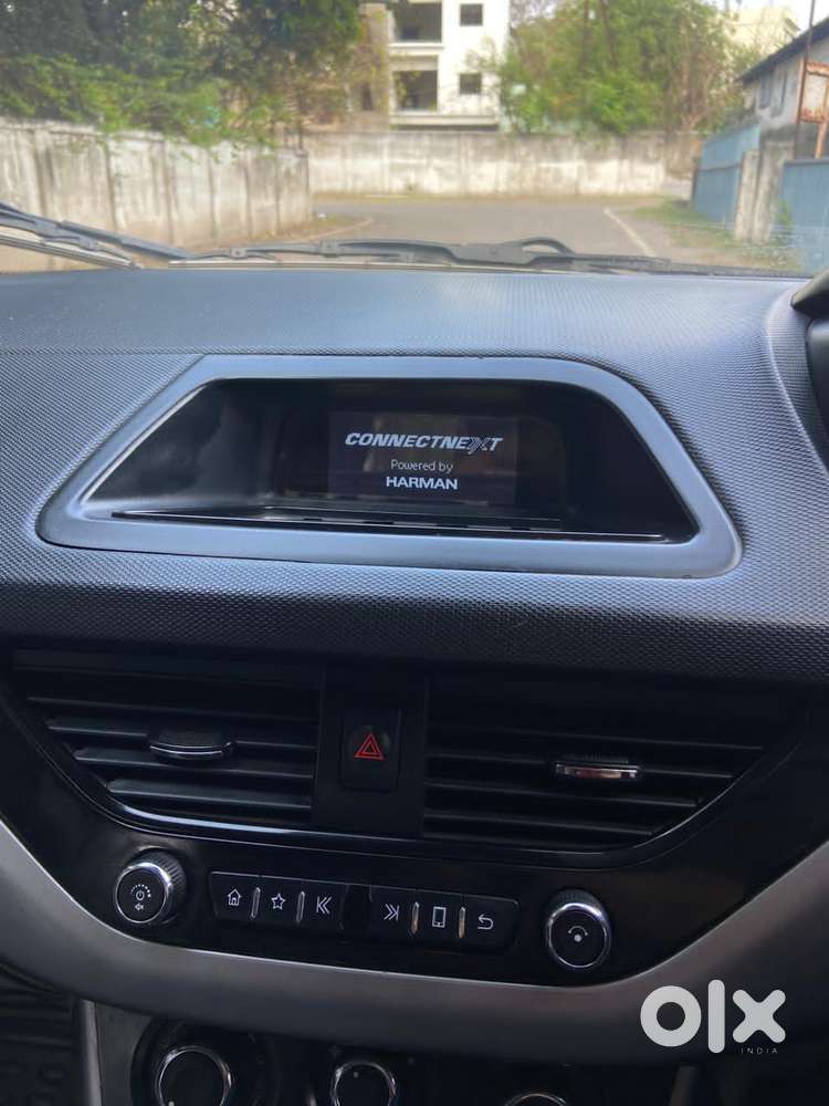 Tata Nexon, 2018, Petrol