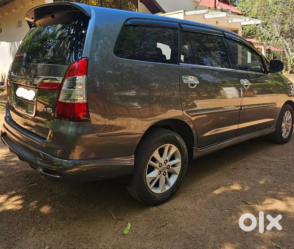 Toyota Innova 2013 Diesel V Option