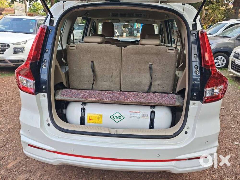 Maruti Suzuki Ertiga Vxi (o) Cng, 2025, Petrol