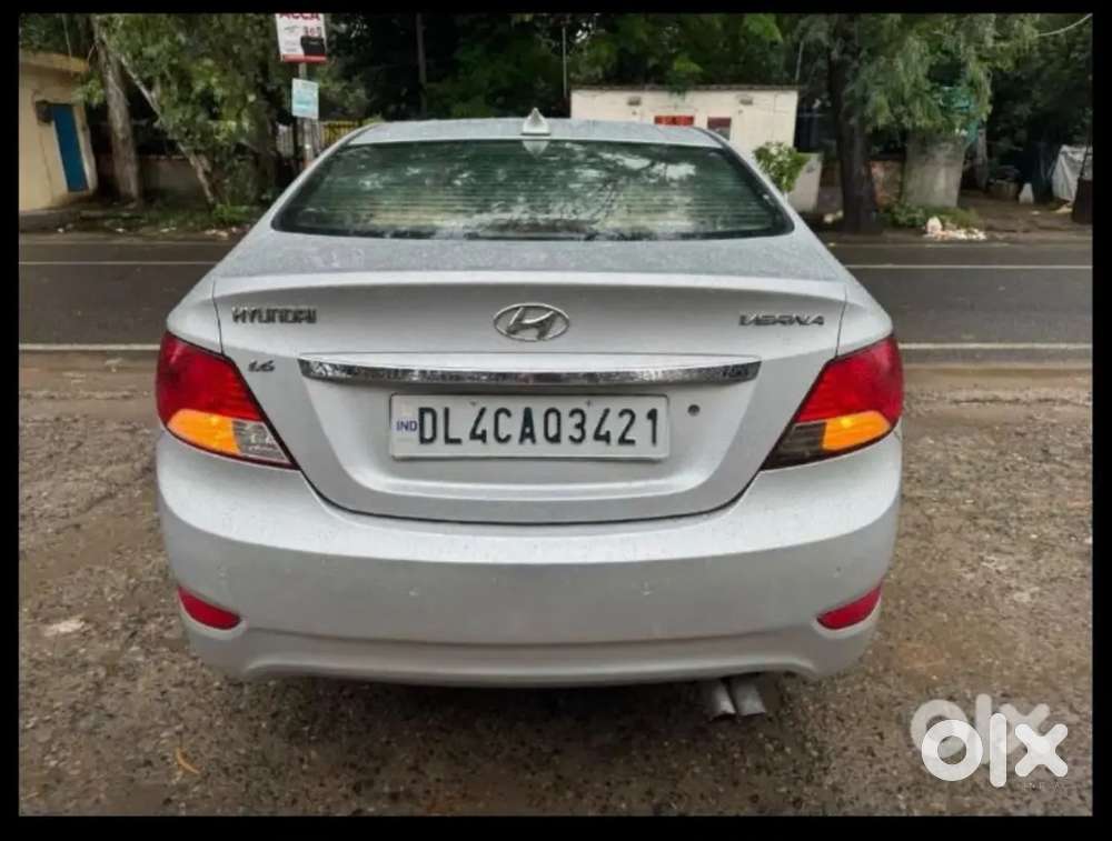 Hyundai Verna 1.6 Petrol Manual 2012