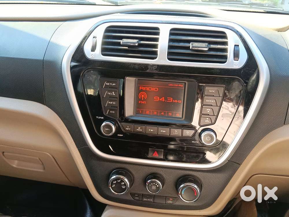 Mahindra Tuv 300 Mhawk100 T8, 2016, Diesel