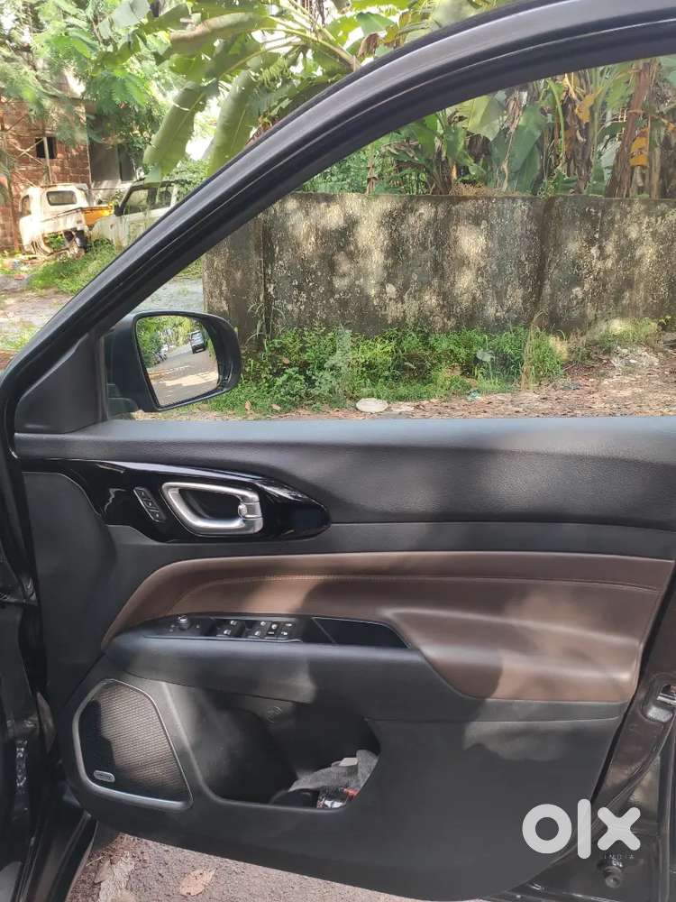 Jeep Meridian Limited (o)