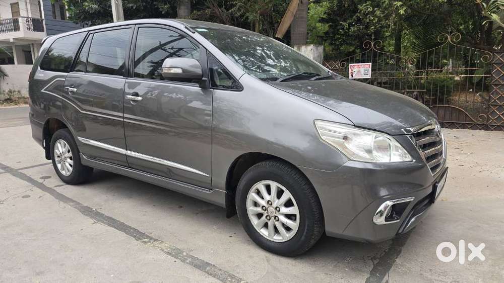 Toyota Innova 2.5 Z Diesel 7 Seater, 2014, Diesel