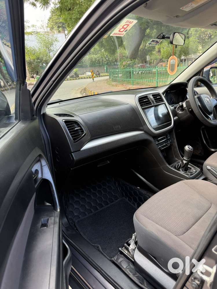 Toyota Urban Cruiser Cruiser Mid, 2022, Cng & Hybrids