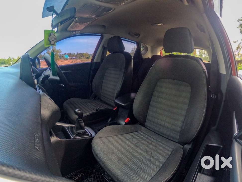 Kia Sonet G1.2 5mt Htk+(o), 2022, Petrol