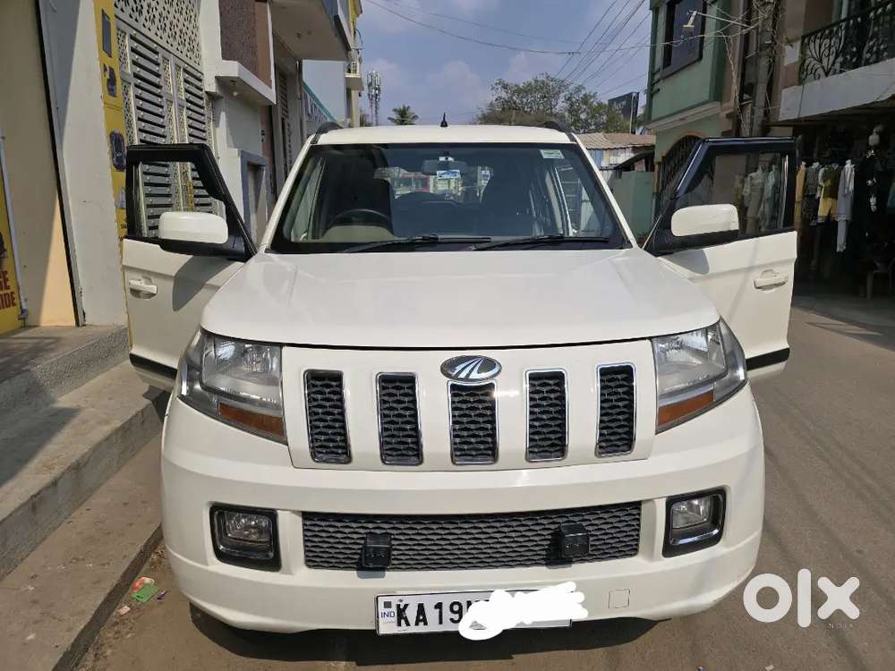Mahindra Tuv 300 2015