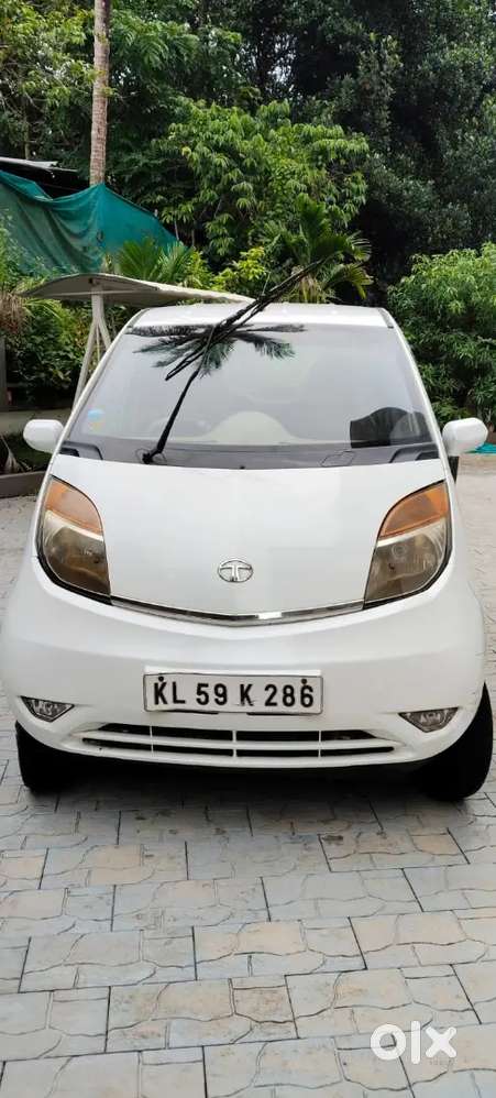 Tata Nano 2014 White Colour Good Condition Location Is Bandadka Padupp