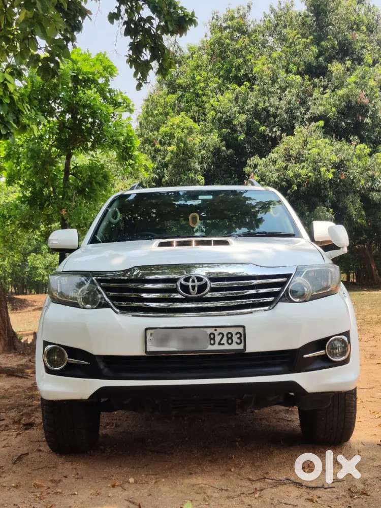 Toyota Fortuner 1st Owner Diesel 98000 Km Driven