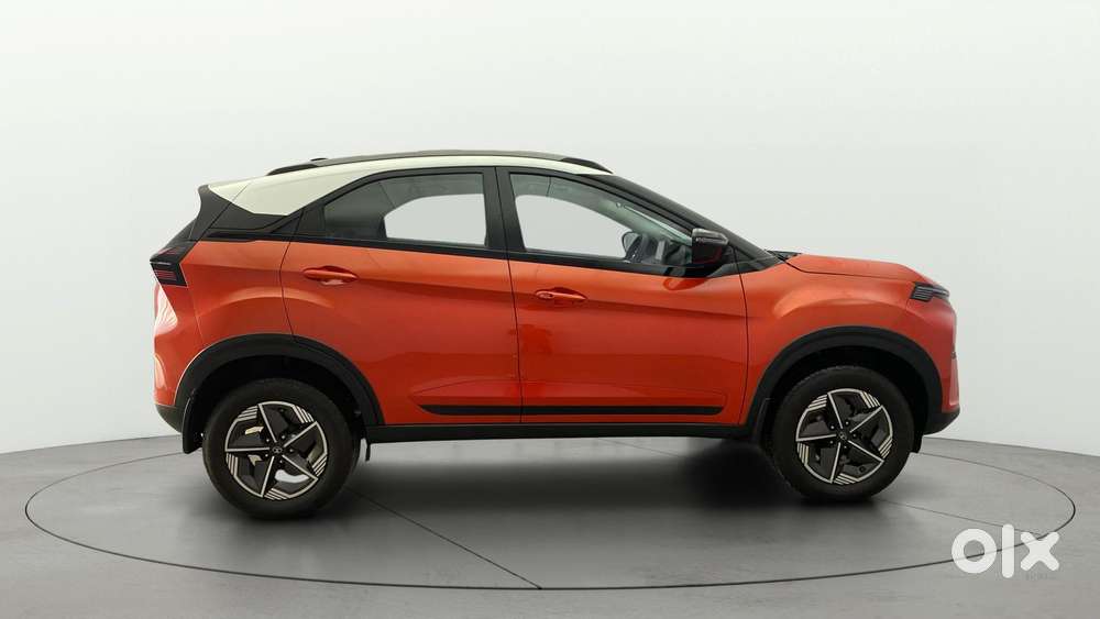 Tata Nexon Creative 1.2 Revotron Petrol 6 Amt Dt, 2024, Petrol