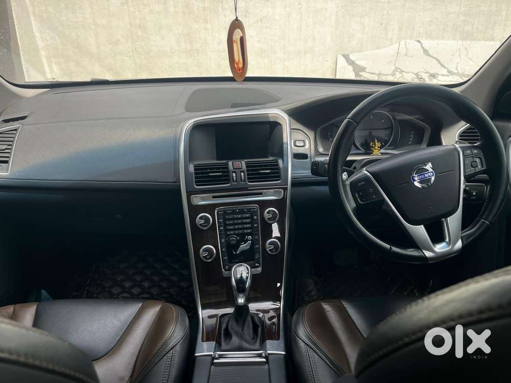 Volvo Xc60 D5 Awd Automatic, 2016, Diesel