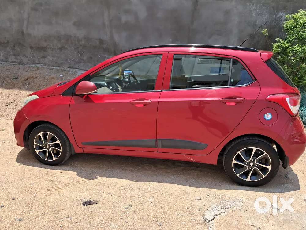 Hyundai Grand I10 2017 Petrol 77000 Km Driven