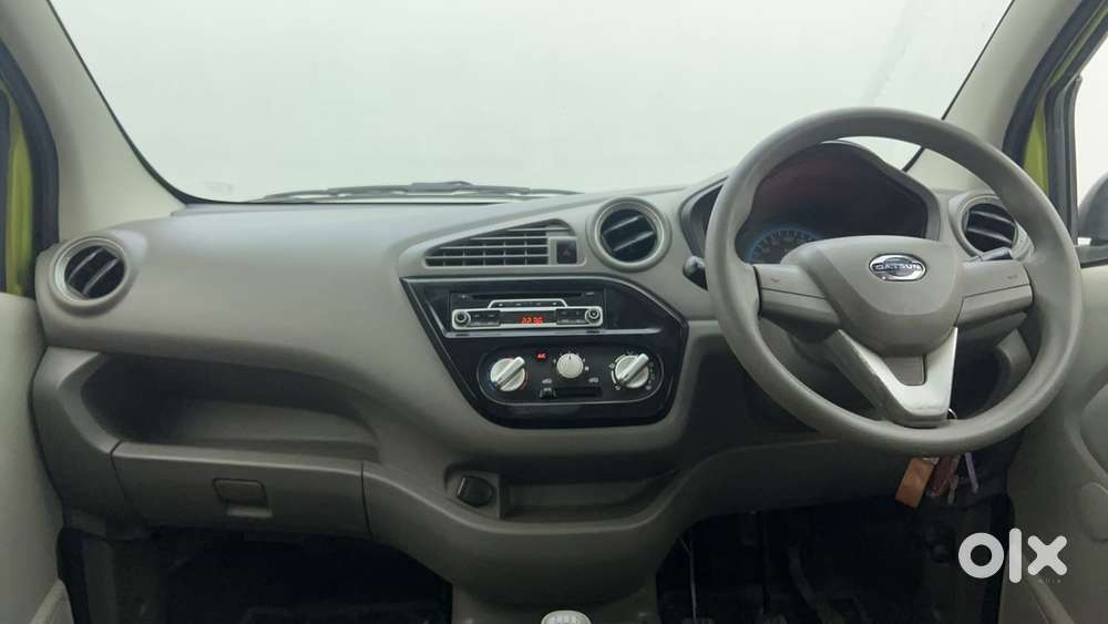 Datsun Redigo T Option, 2016, Petrol